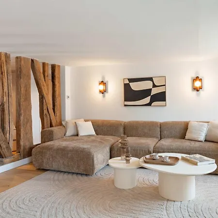 Luxurious Flat With Ac & Lift - Luxembourg Gardens Apartment