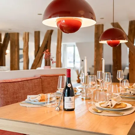 Luxurious Flat With Ac & Lift - Luxembourg Gardens Apartment *