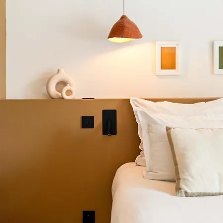 Luxurious Flat With Ac & Lift - Luxembourg Gardens Apartment *