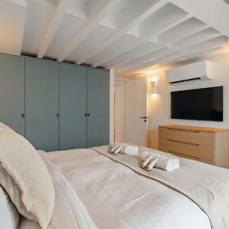 Luxurious Flat With Ac & Lift - Luxembourg Gardens Apartment Paris