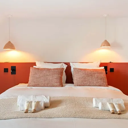 Luxurious Flat With Ac & Lift - Luxembourg Gardens Apartment *