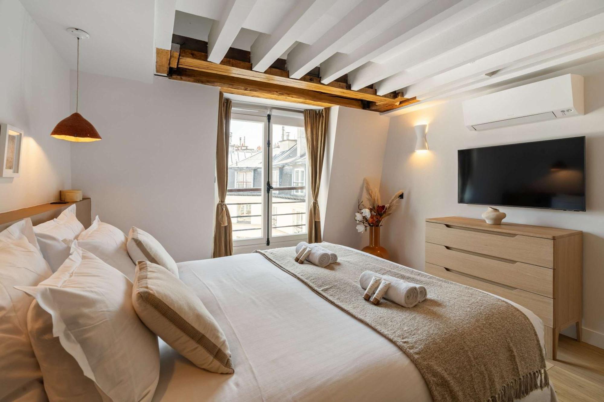 Luxurious Flat With Ac & Lift - Luxembourg Gardens Apartment Paris